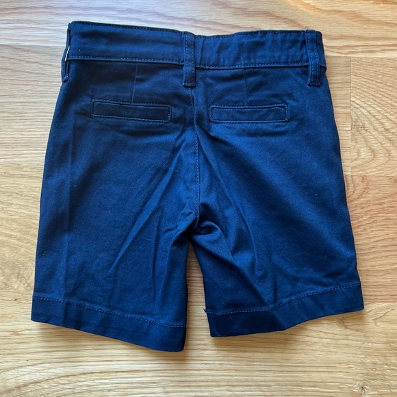 GAP Girls Chino Shorts - Picture 2 of 4